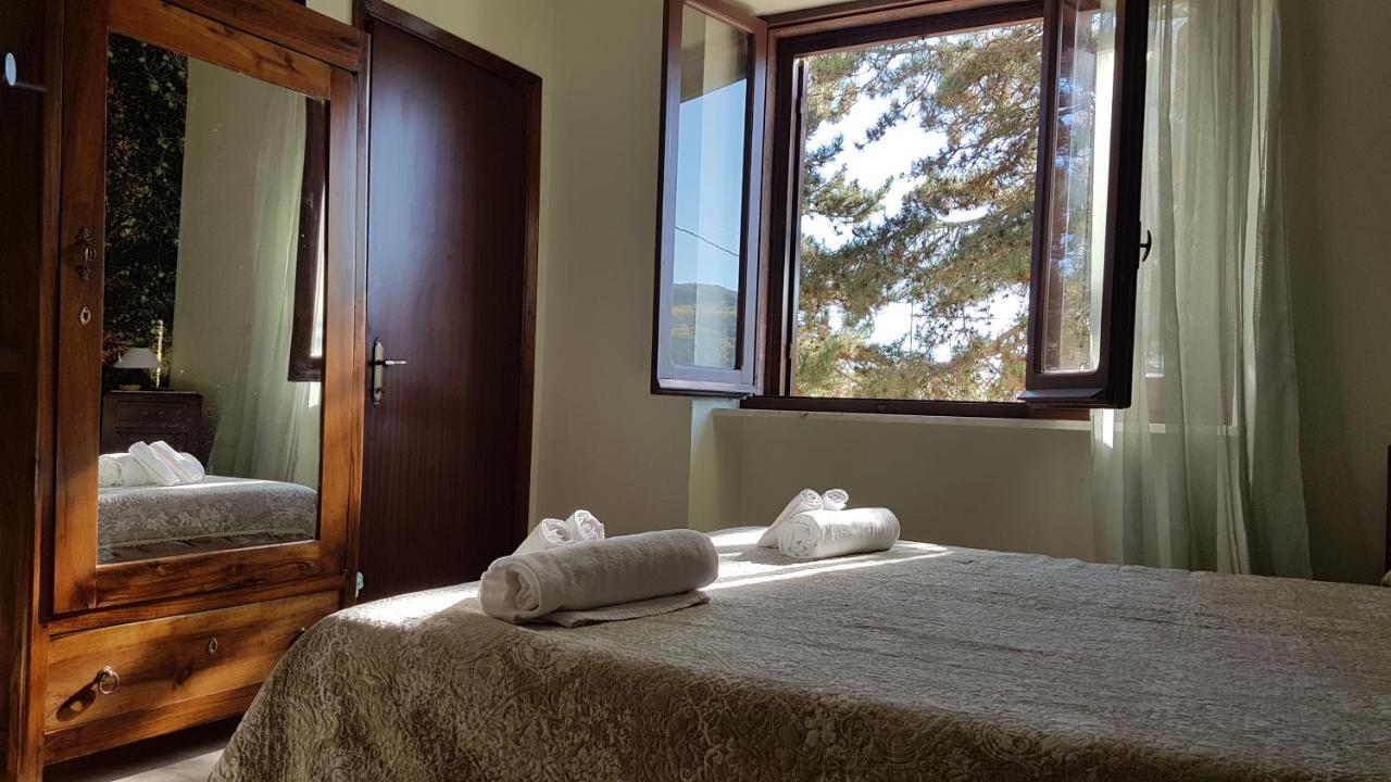 Adonis Hotel Castelvecchio Calvisio Ngoại thất bức ảnh